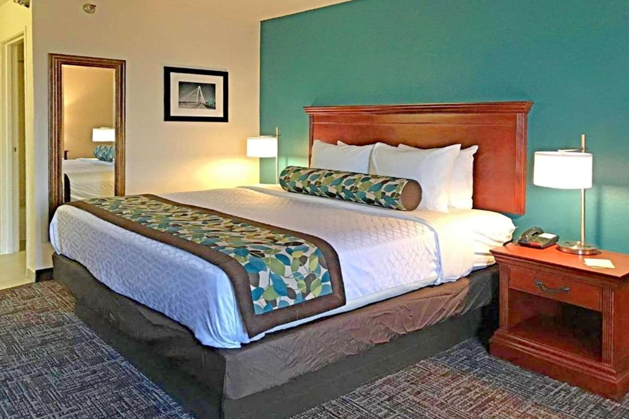 Rodeway Inn & Suites O'Fallon Exterior foto