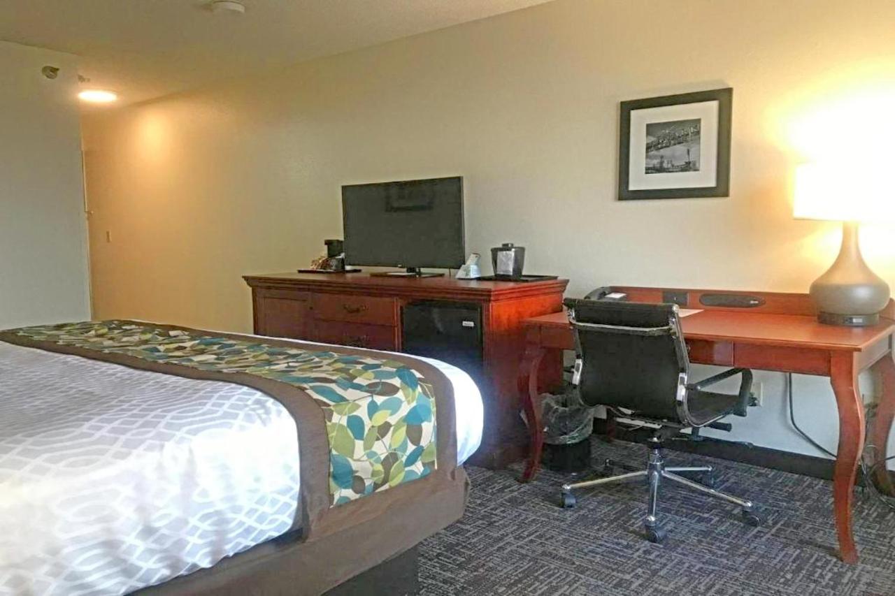 Rodeway Inn & Suites O'Fallon Exterior foto