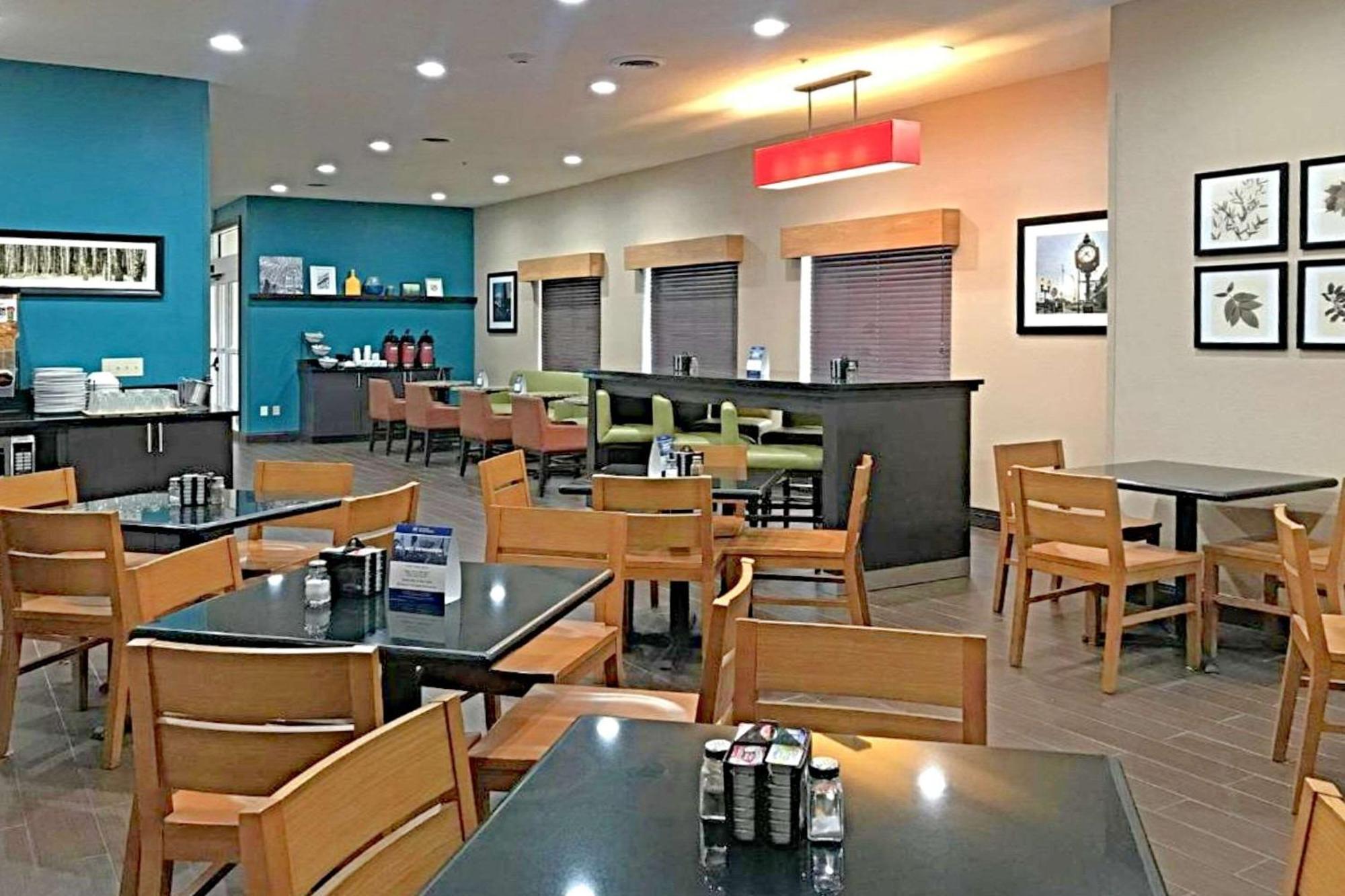 Rodeway Inn & Suites O'Fallon Exterior foto