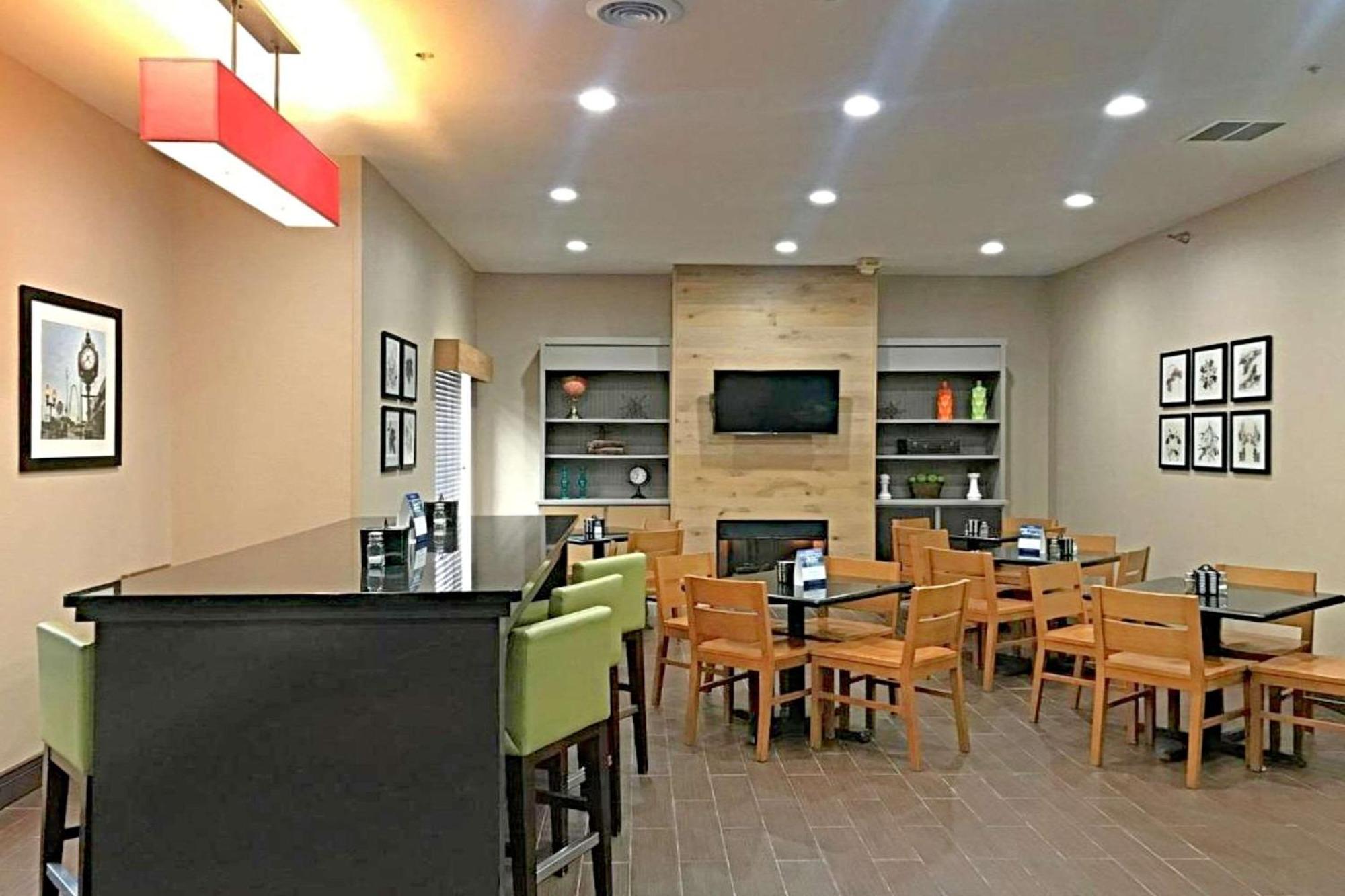 Rodeway Inn & Suites O'Fallon Exterior foto