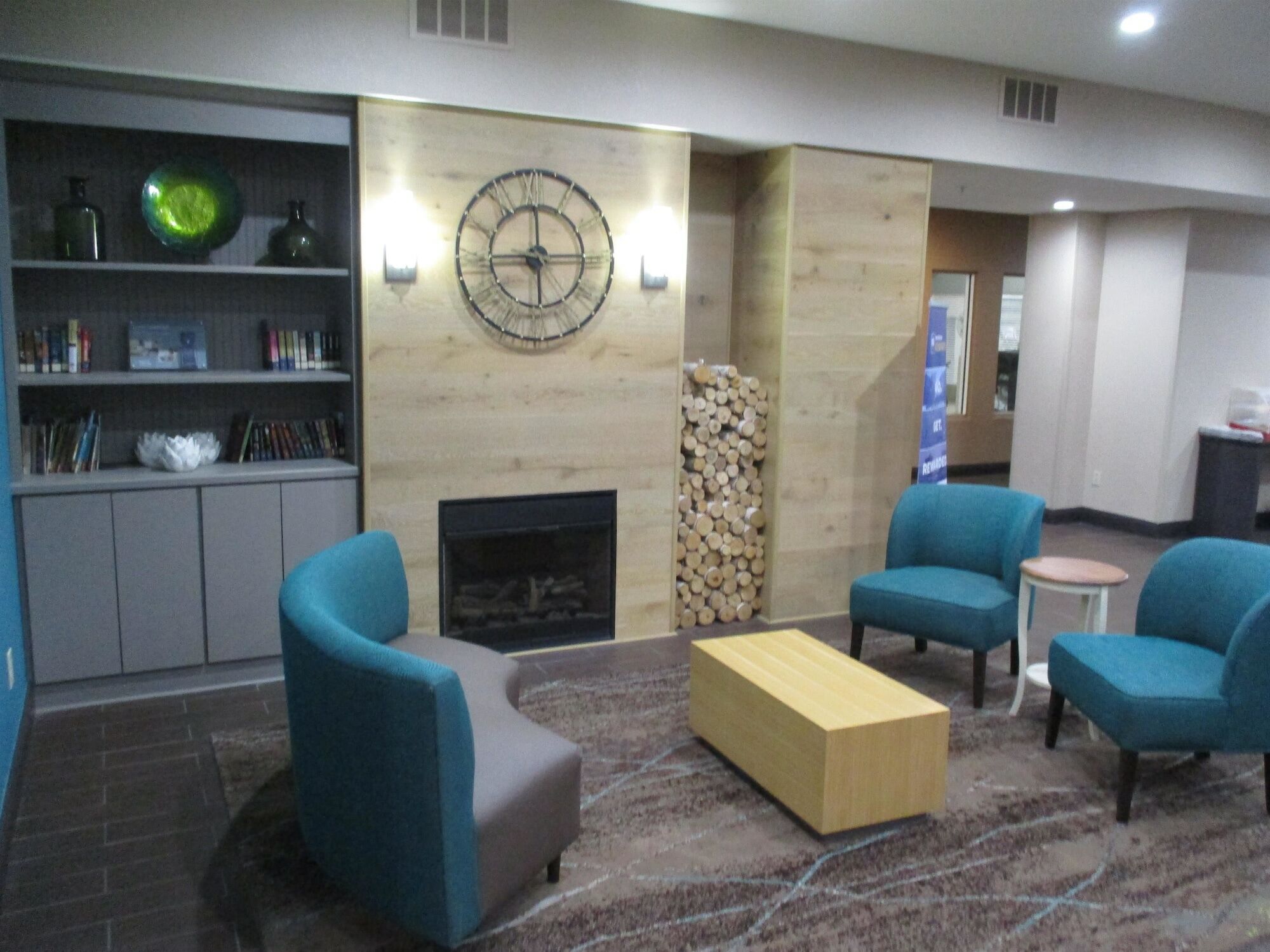 Rodeway Inn & Suites O'Fallon Exterior foto
